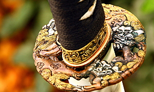 日本刀　装剣金工～鍔と刀身彫刻