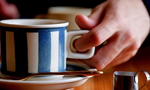 砥部焼のマグカップ 白く滑らかな磁肌が美しい オススメ7選！