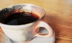 備前焼のコーヒーカップ　釉薬を使わない自然な模様が癒される6選！